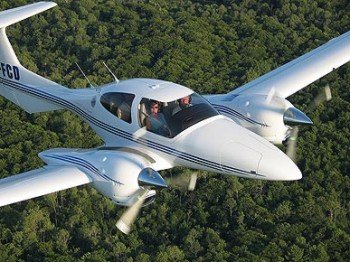 Diamond DA42
